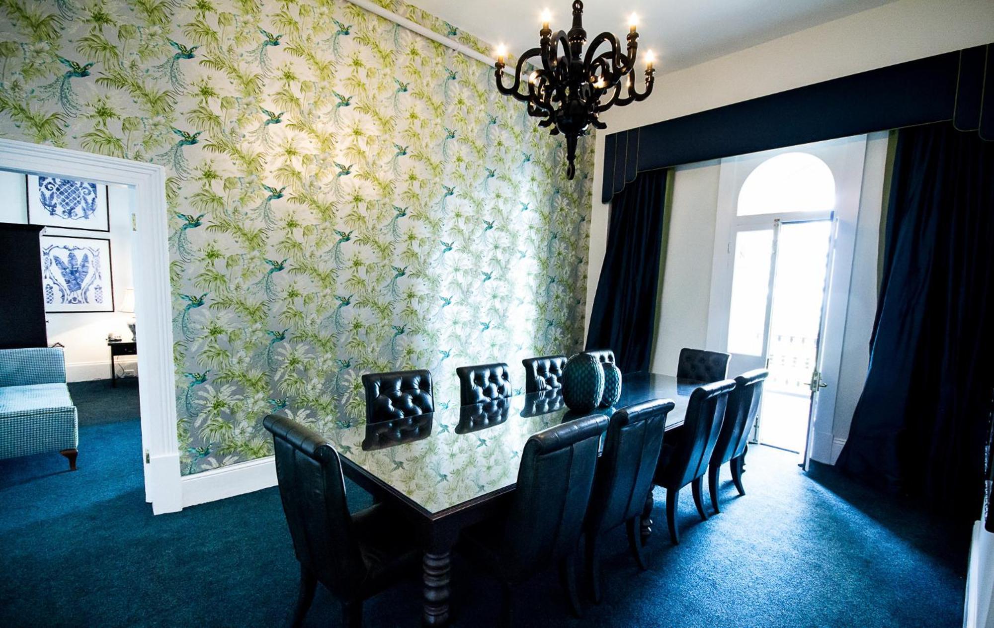 Largs Pier Hotel أدليد الغرفة الصورة