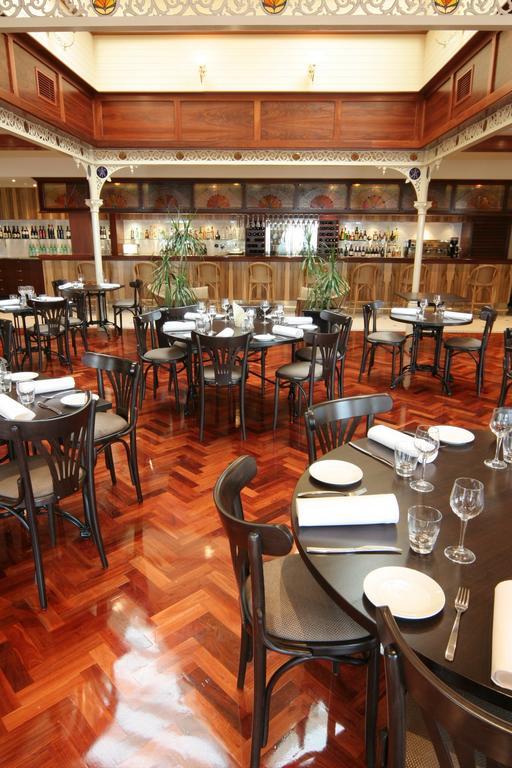 Largs Pier Hotel أدليد الغرفة الصورة